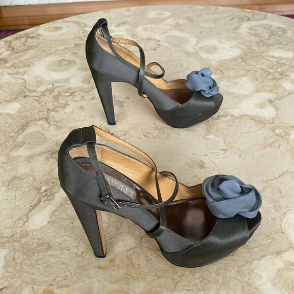 Badgley Mischka Grey Silk Peep Toe Strappy Heels - Picture 4 of 12